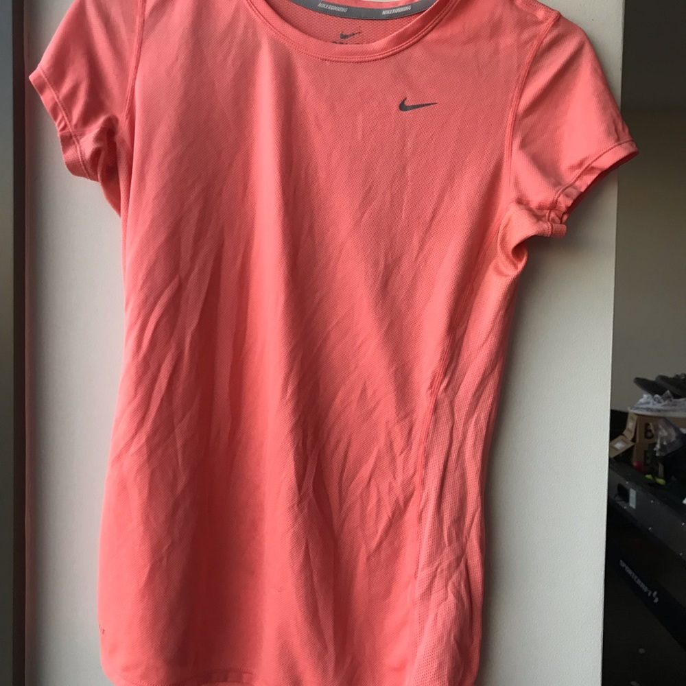 Nike workout top